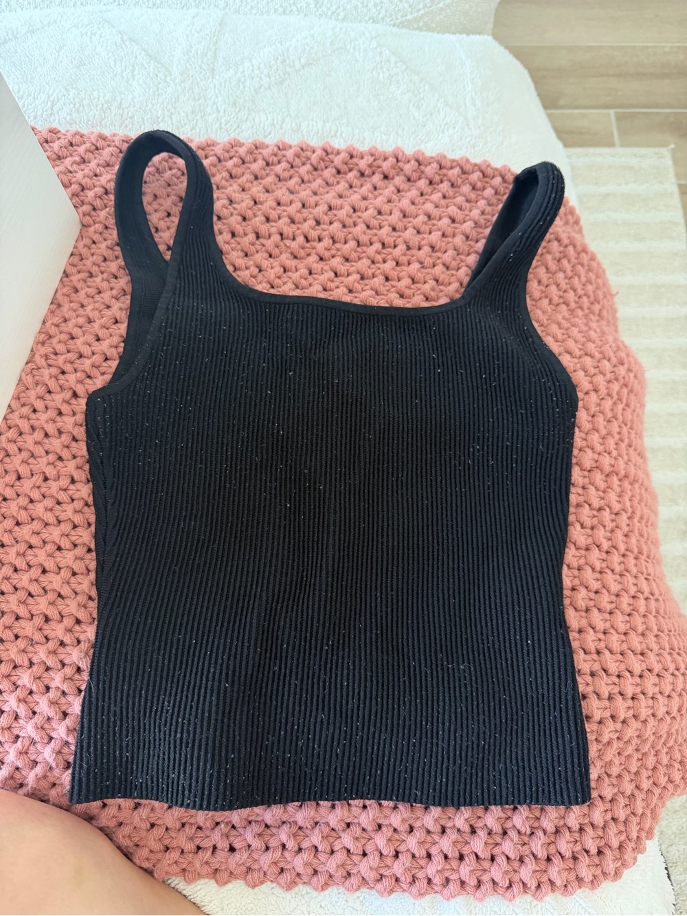 Babaton Aritzia Tank top